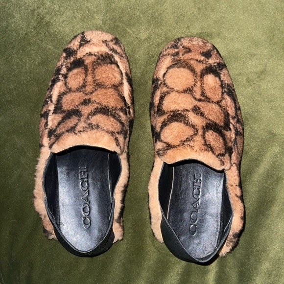 Coach Shearling Slippers - Picture 1 of 4